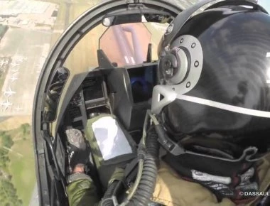“Chill out” βίντεο: Με τους πιλότους των Rafale στον αέρα